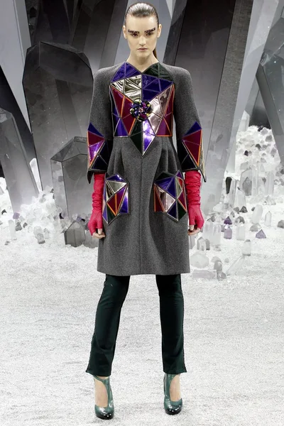 Look 33